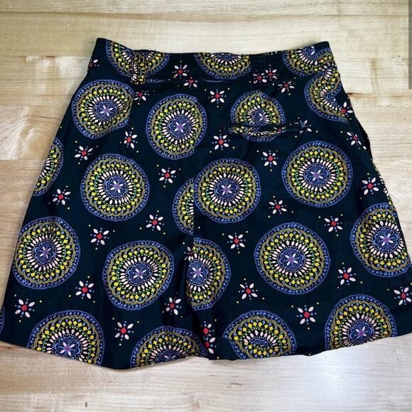 Anthropologie Maeve abstract city shorts in multicolor medallion print - Picture 5 of 8